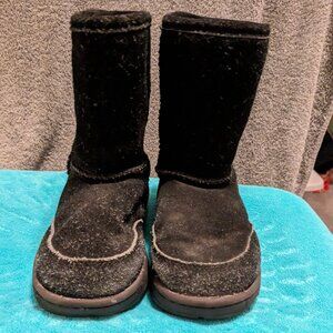 Bearpaw  genuine sude Meadow toddler boot size 11